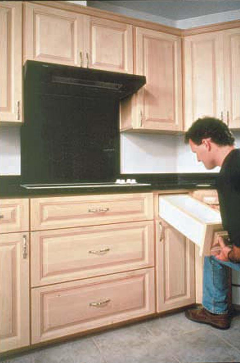 Building Kitchen Cabinets for measurements 782 X 1181