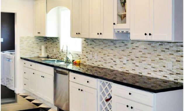 Classic White Shaker Kitchen Cabinet Kitchen Cabinets South El within measurements 1042 X 1042