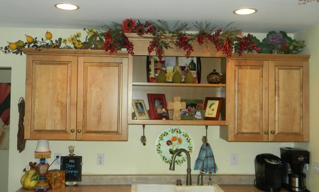 Decorating Above Kitchen Cabinets Before And After Pictures And in measurements 4000 X 3000