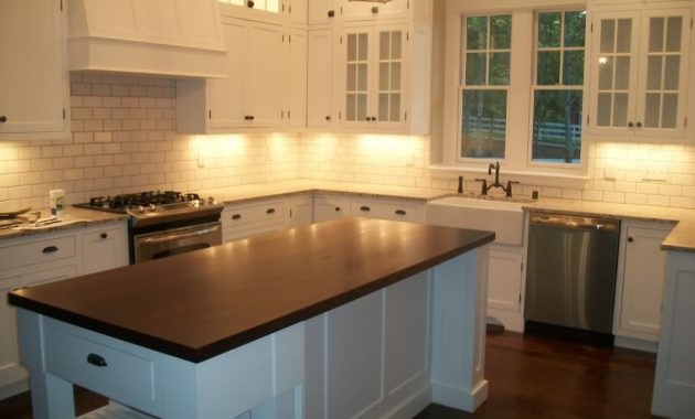 Lighted Upper Kitchen Cabinets Kitchen Design intended for dimensions 1024 X 768