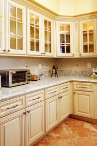 North American Maple Antique White Glaze Kitchen Cabinets With Glass throughout size 1024 X 1539