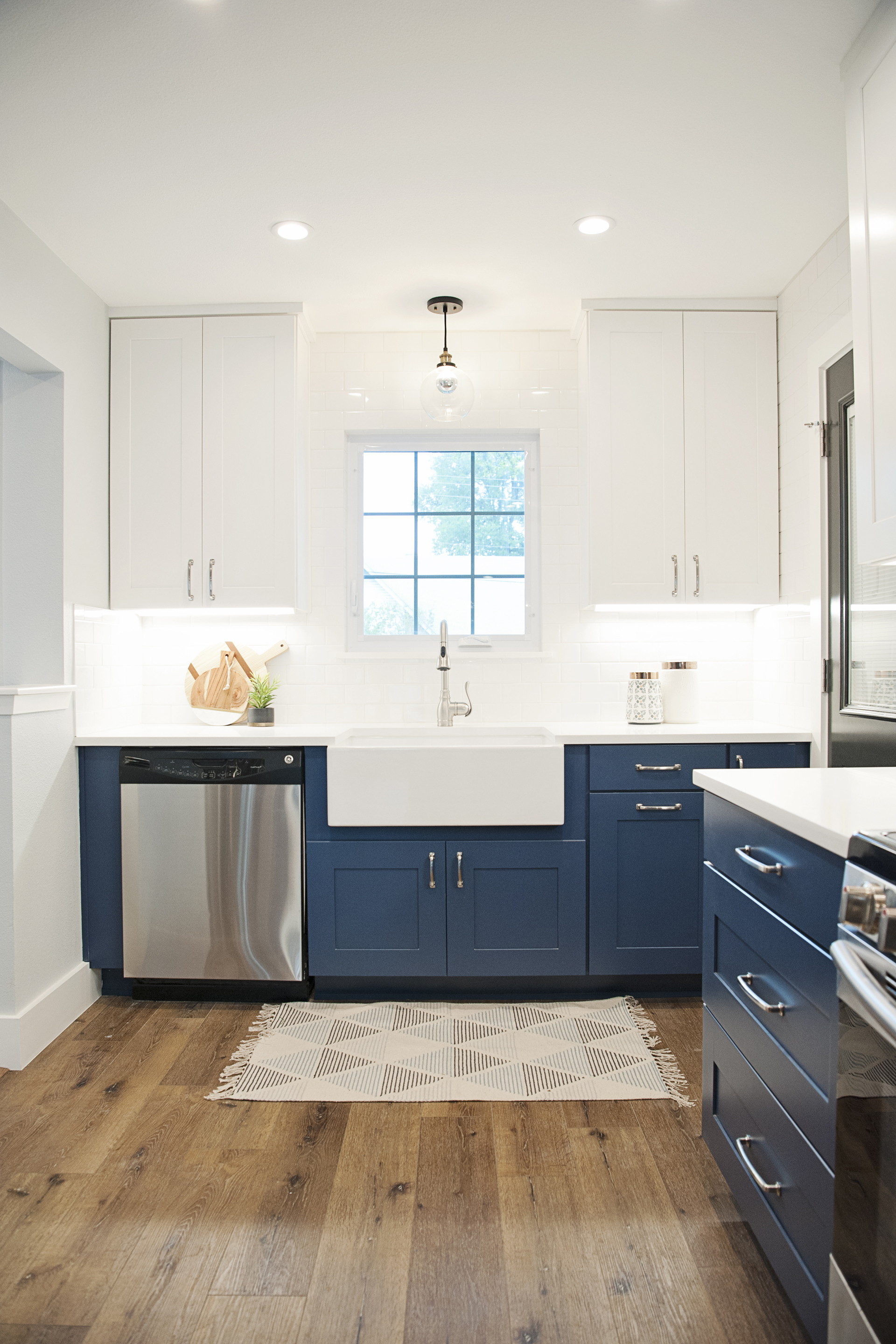 Trend Alert Blue Kitchen Cabinets Wolf Home Products throughout size 1920 X 2880