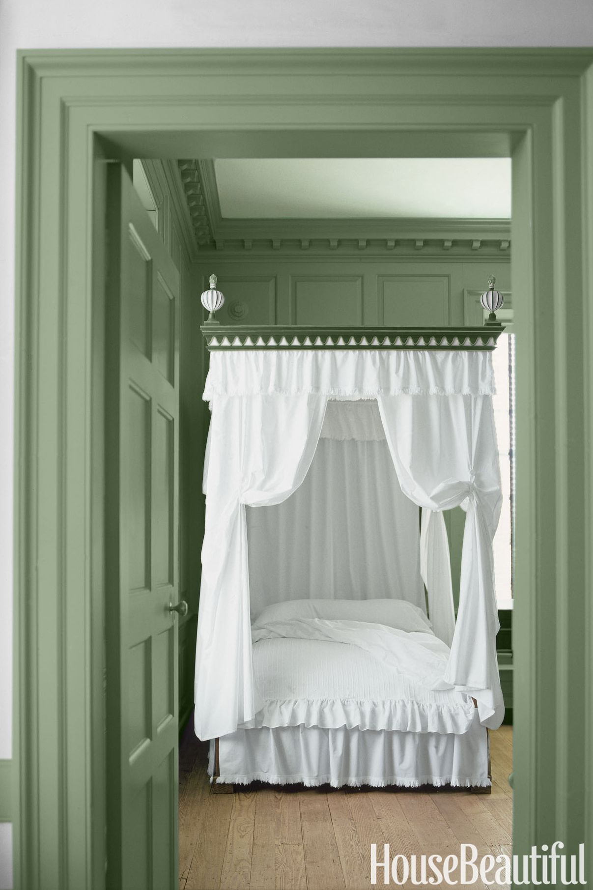 10 Sage Green Paint Colors That Bring Peace And Calm Best Sage intended for measurements 1207 X 1811