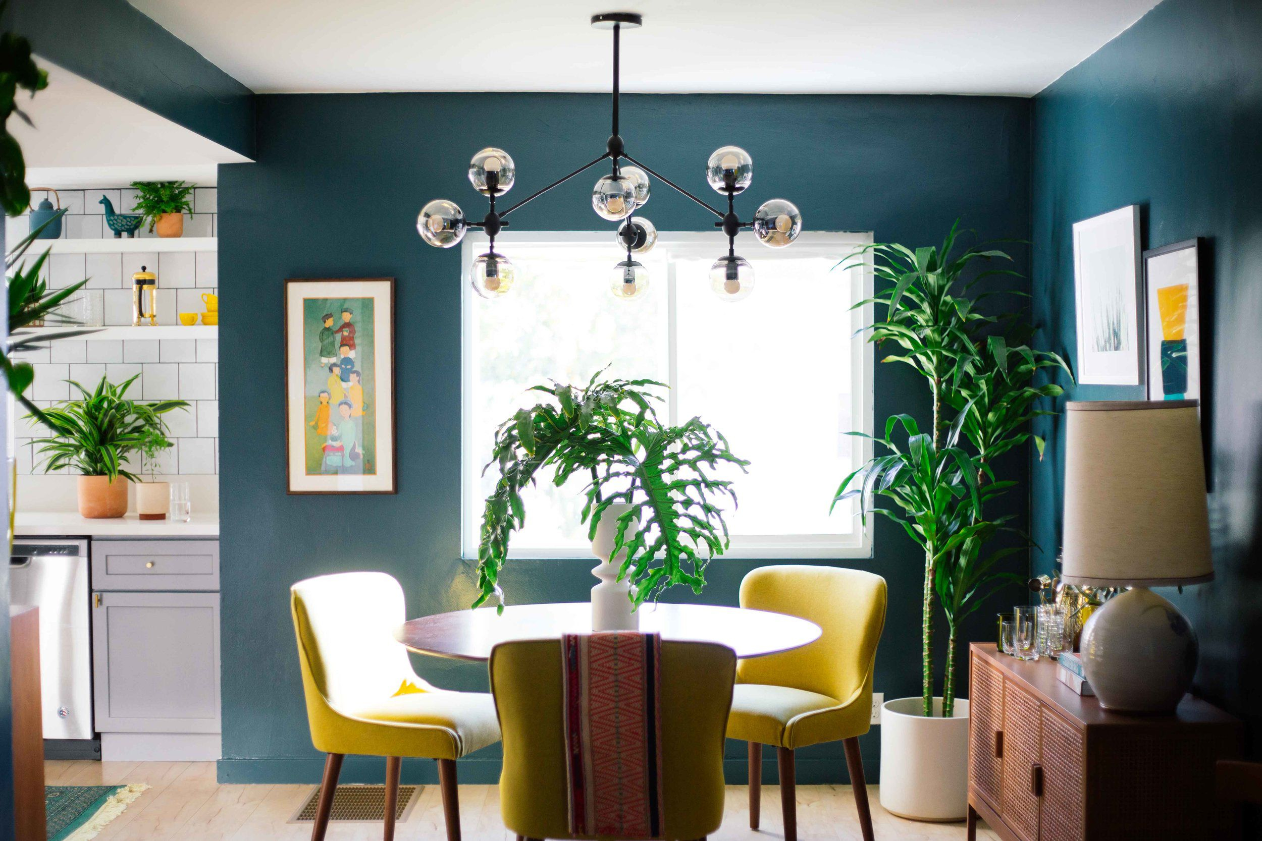 15 Best Colors For Small Rooms Best Paint Tips For Small Spaces inside proportions 2500 X 1667