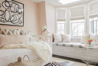 15 Best Colors For Small Rooms Best Paint Tips For Small Spaces regarding proportions 1800 X 1394