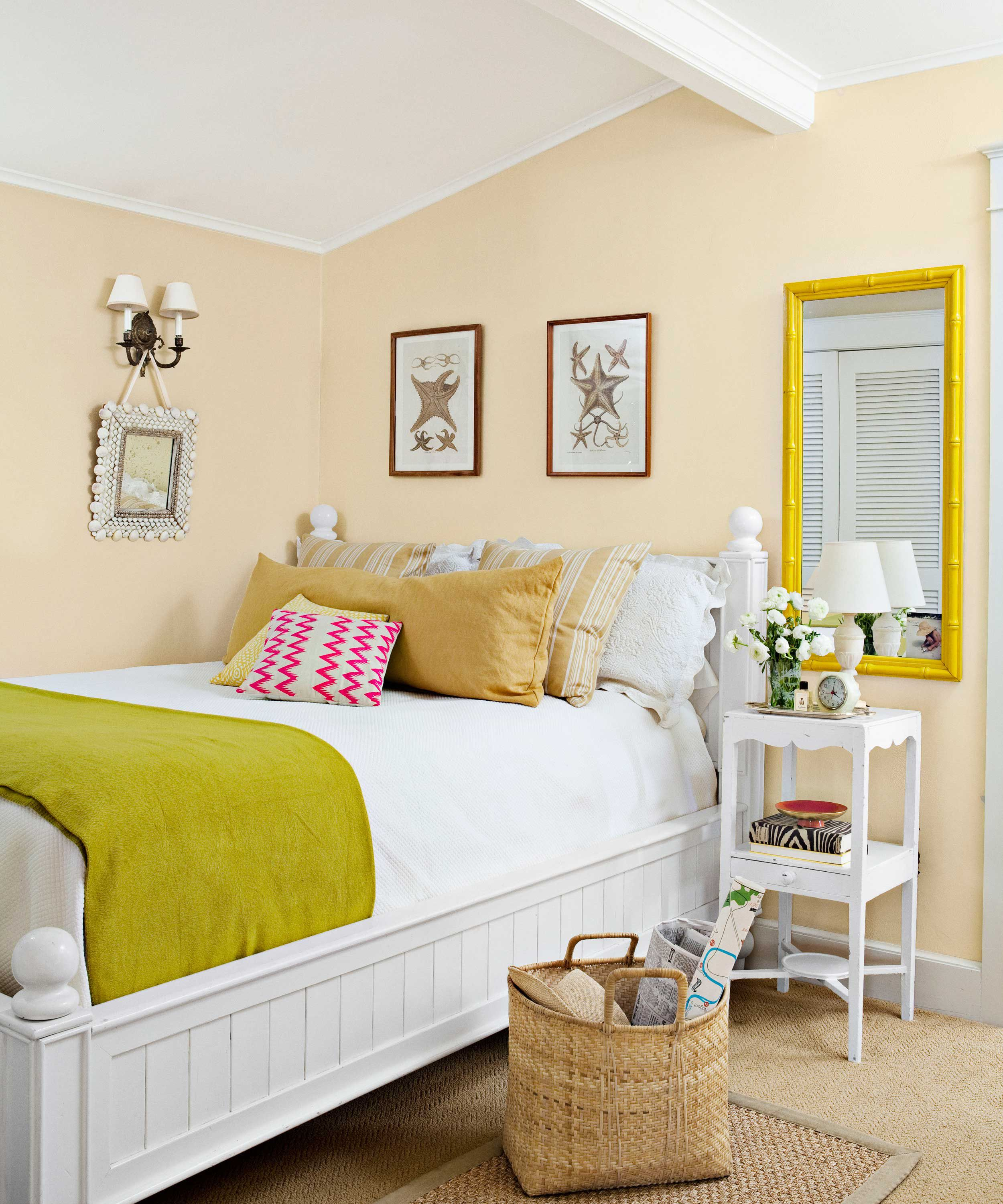 15 Best Paint Colors For Small Rooms Painting Small Rooms intended for sizing 2500 X 3000