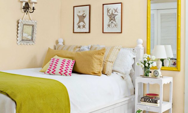 15 Best Paint Colors For Small Rooms Painting Small Rooms regarding sizing 2500 X 3000