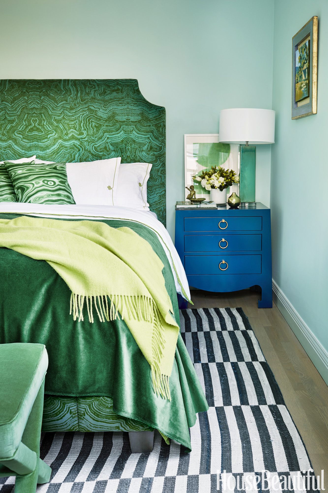17 Dreamy Green Bedrooms Best Decor Ideas For Green Bedroom inside sizing 1333 X 2000