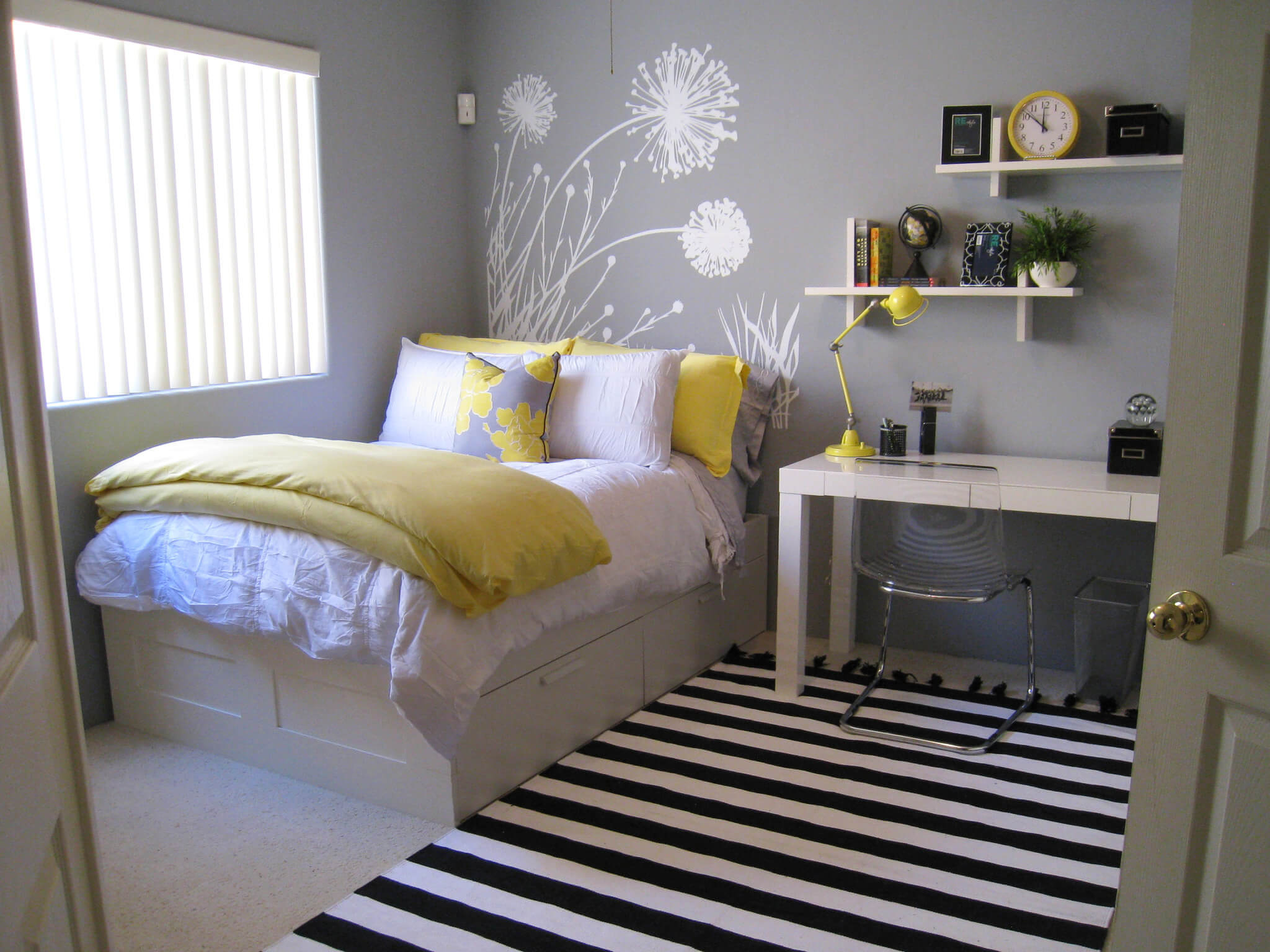 20 Bedroom Color Ideas To Make Your Room Awesome Houseminds within dimensions 2048 X 1536