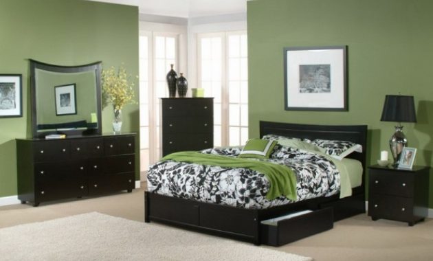 Beautiful Master Bedroom Paint Colors With Fresh Green with regard to size 1440 X 998