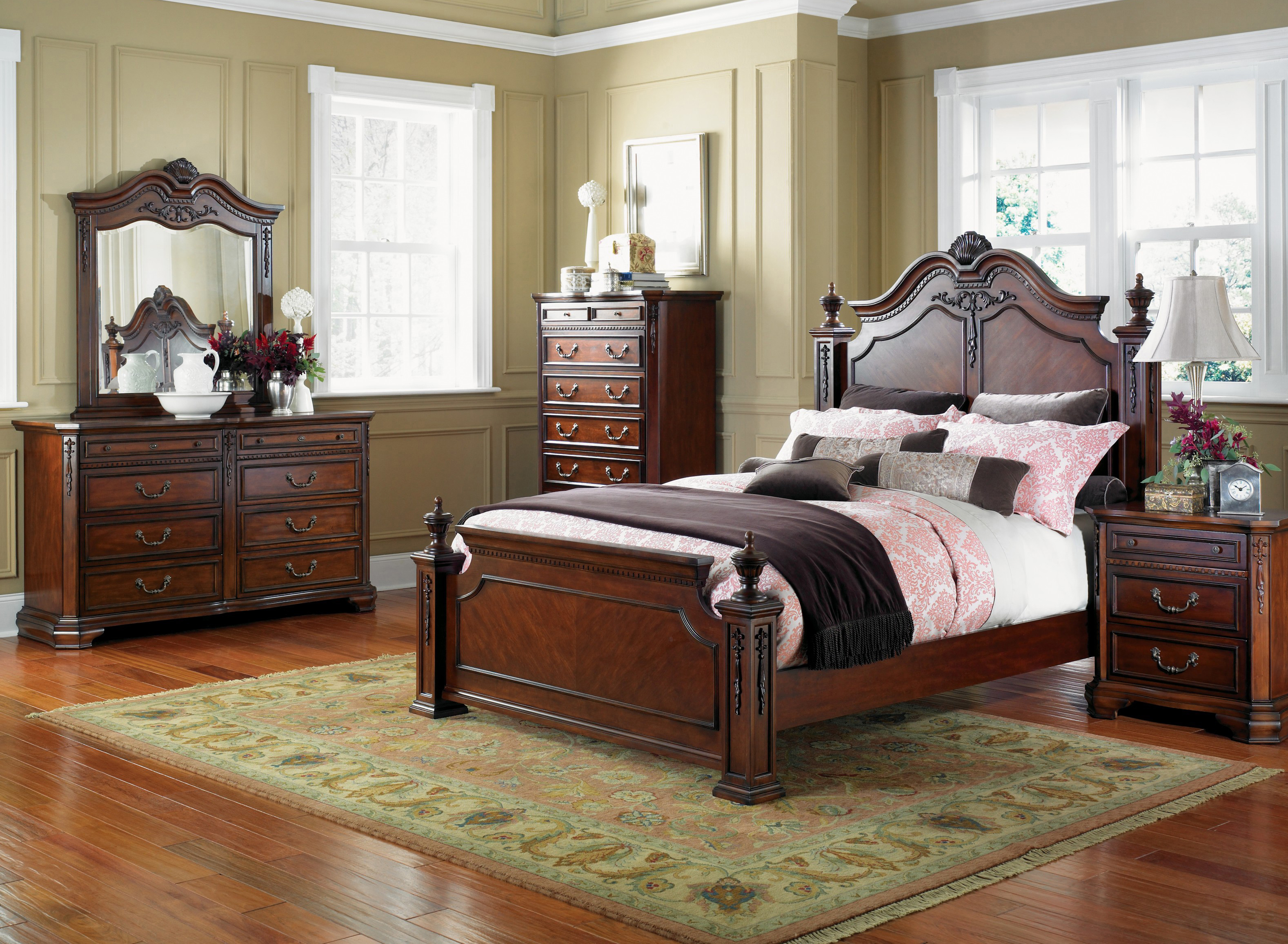 Best Wall Colors Of Master Bedroom Design With Classic Traditional pertaining to sizing 3155 X 2312