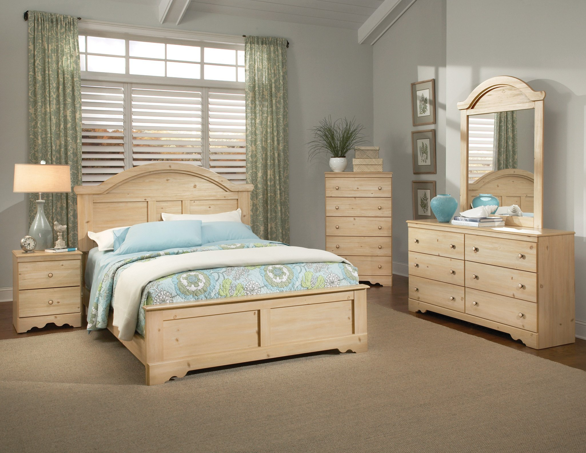 Cream Wooden Bedroom Furniture Bedford Bedroom Furniture pertaining to proportions 2050 X 1584