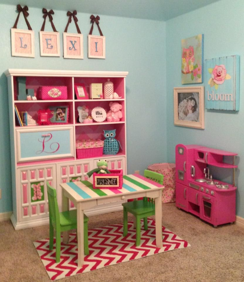 Cute Color Scheme For A Little Girl S Bedroom Also Great Playroom for proportions 832 X 960