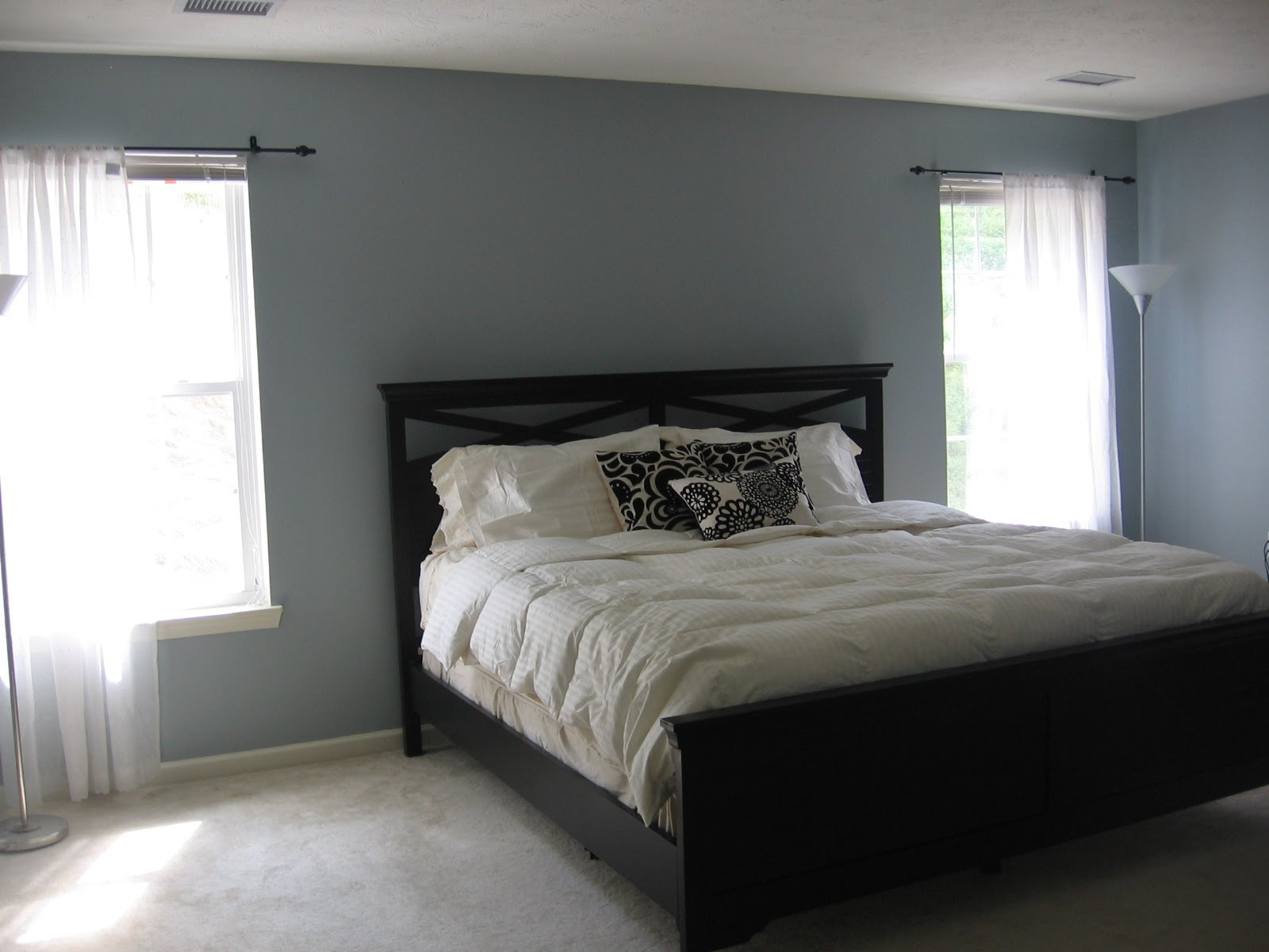 Elegant Gray Paint Colors For Bedrooms Homesfeed with regard to dimensions 1600 X 1200