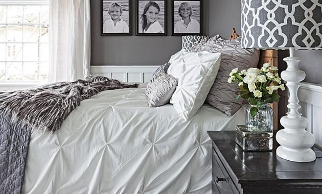 Gorgeous Gray And White Bedrooms Bedrooms Master Bedroom with regard to size 1500 X 1500