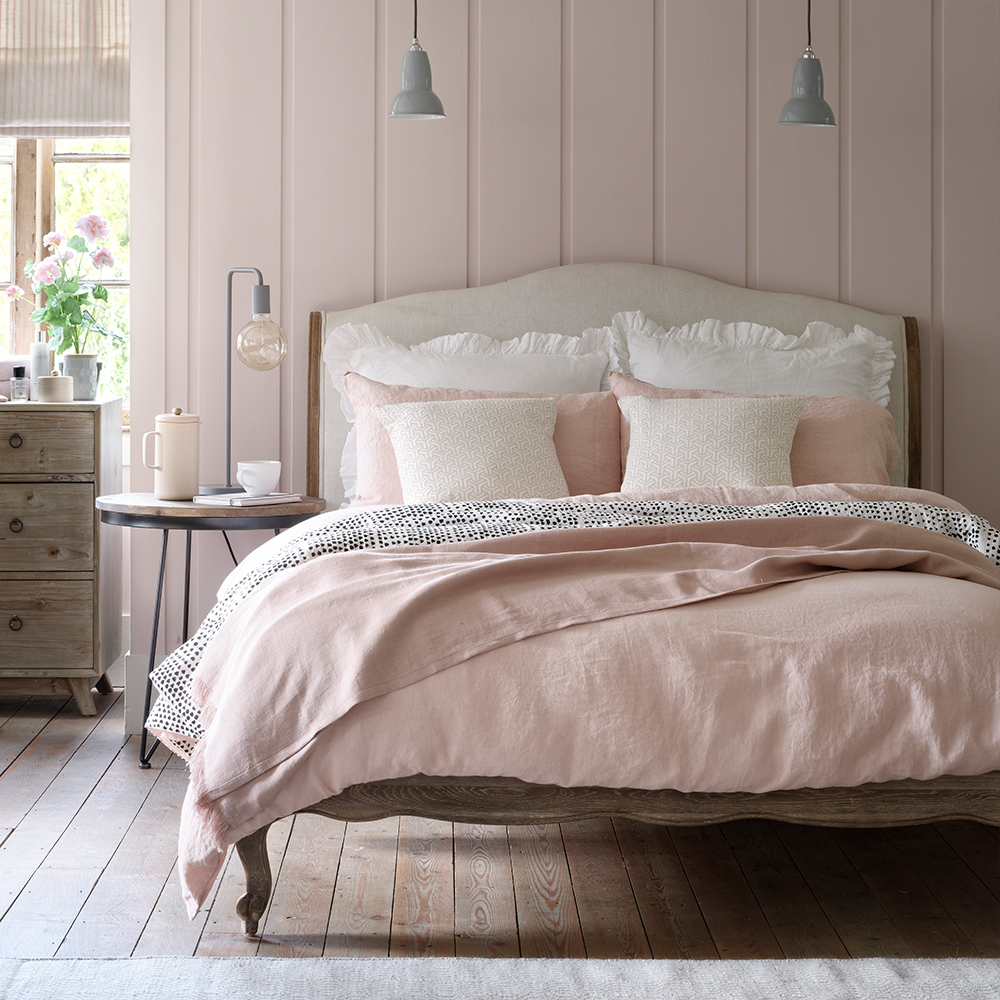 Pink Bedroom Ideas That Can Be Pretty And Peaceful Or Punchy And pertaining to measurements 1000 X 1000