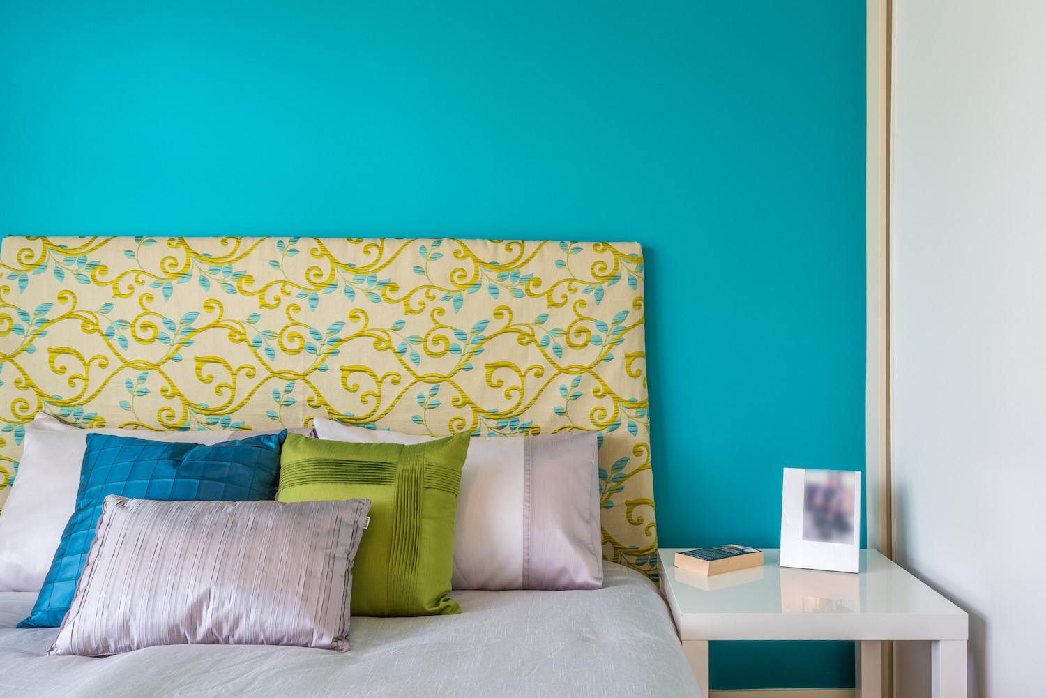 The Best Turquoise Paint Colors For Your Bedroom Paintzen within dimensions 1500 X 1001