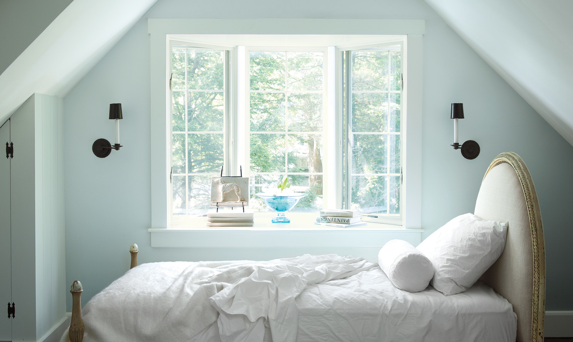 This Popular Blue Paint Is Great For Rooms With Natural Light Paintzen regarding dimensions 1920 X 1148