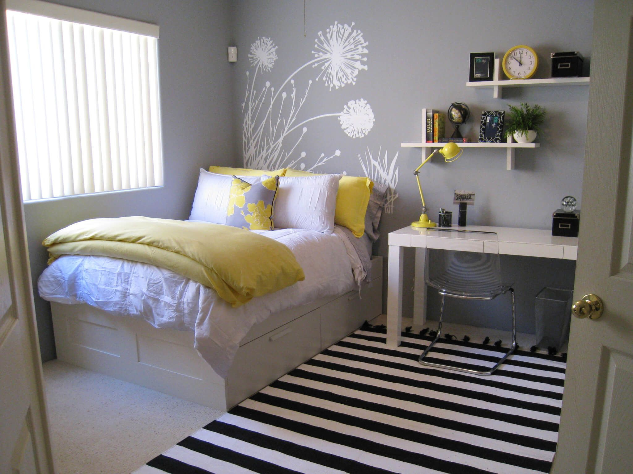 20 Bedroom Color Ideas To Make Your Room Awesome Small with regard to sizing 2048 X 1536