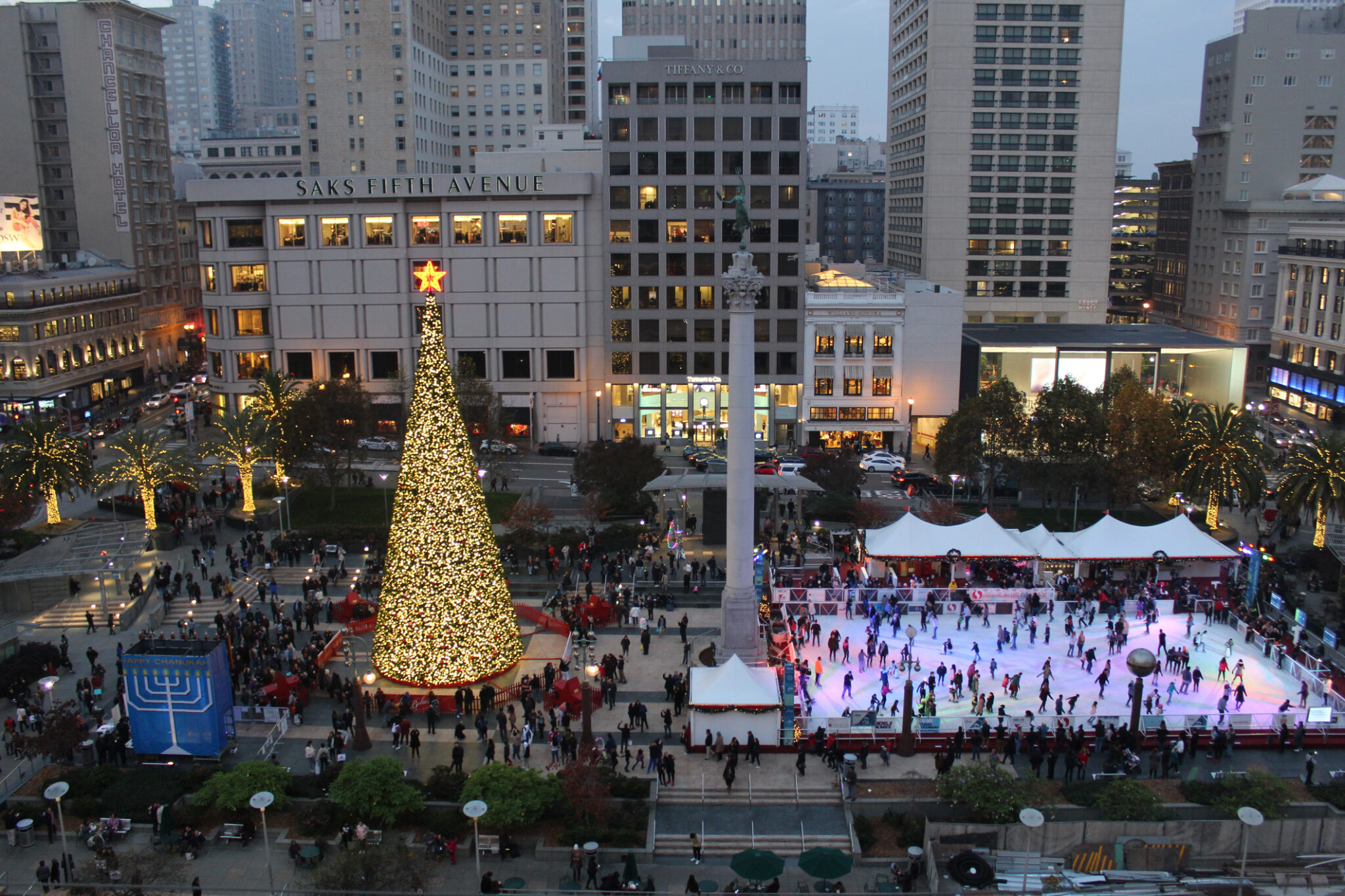 Celebrate Christmas At Union Square San Francisco Golden within measurements 2048 X 1365