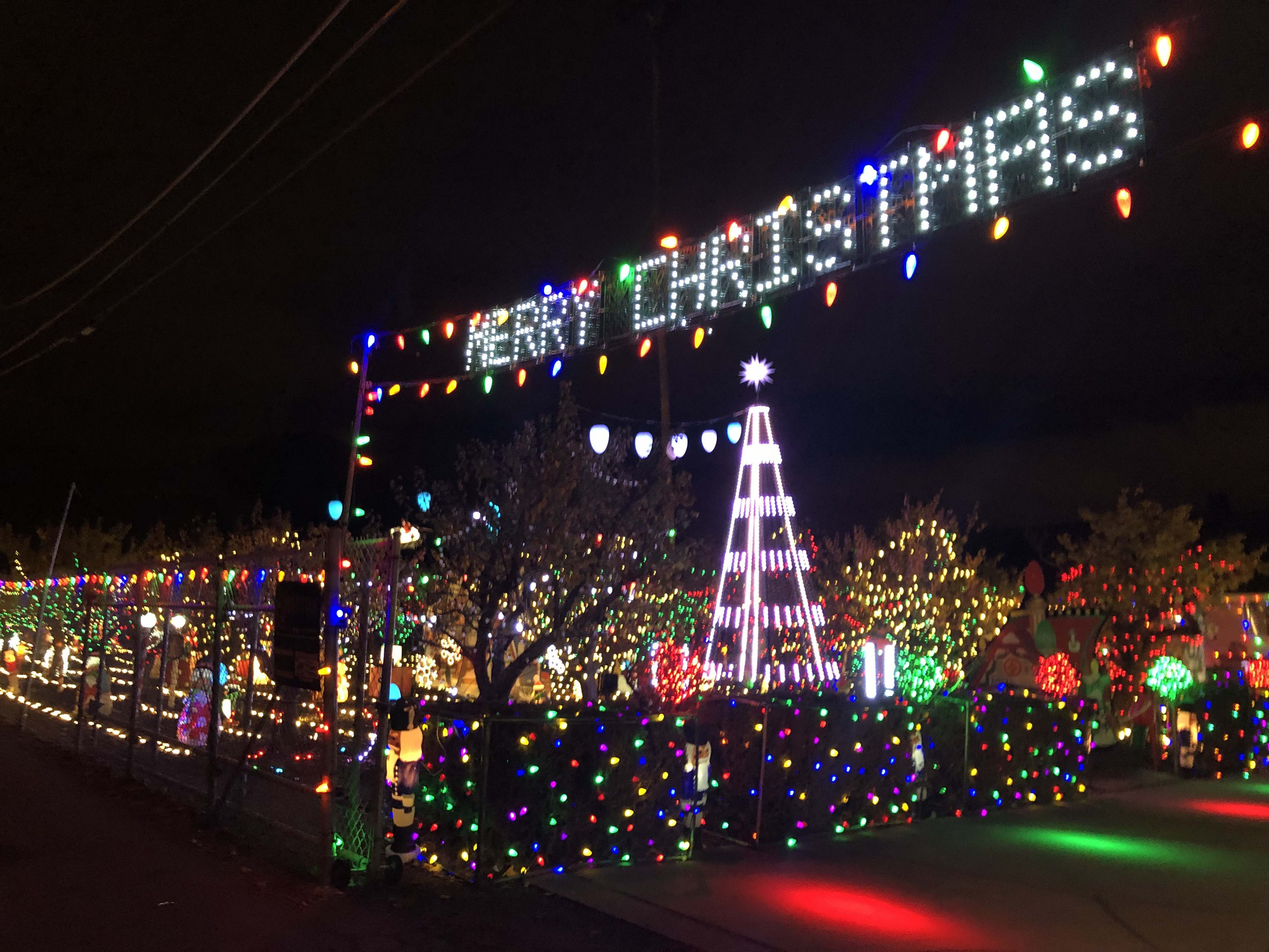 Holiday Lights 15 Dazzling Bay Area Displays For 2019 regarding dimensions 4032 X 3024