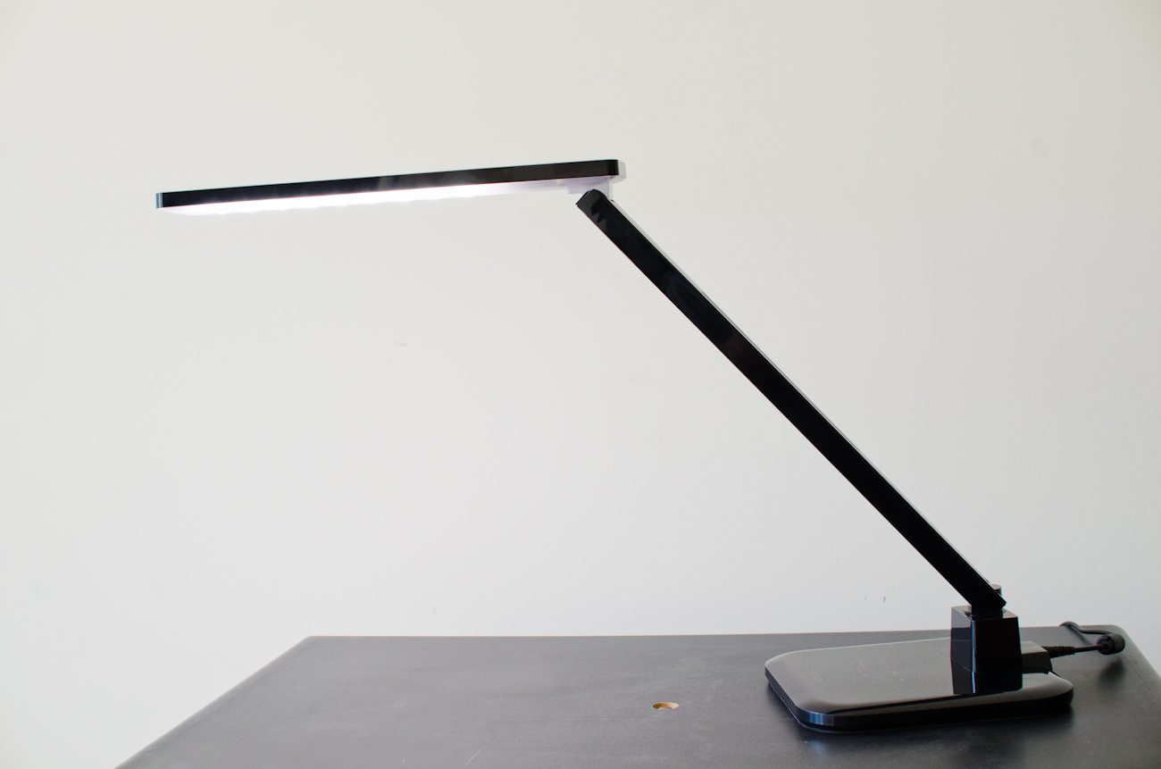 Satechi Smart Led Desk Lamp Gadget Review inside proportions 1300 X 861