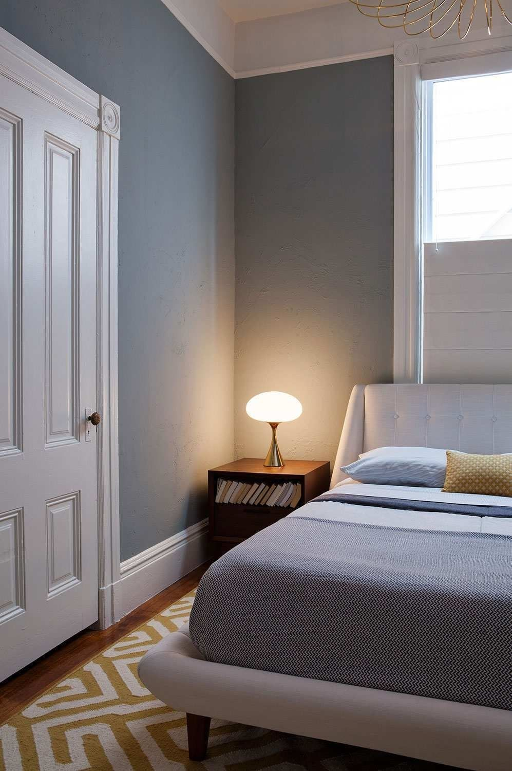 Small Bedroom Paint Color Ideas Bedroom Paint Blue Oceanic regarding measurements 997 X 1500