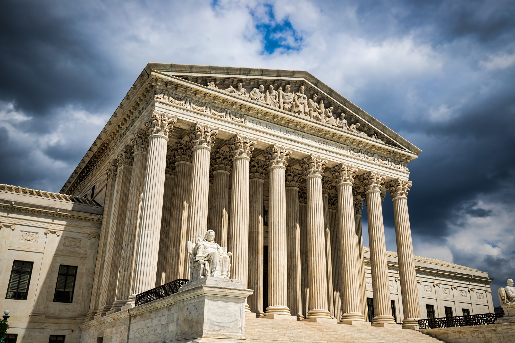 Supreme Court Blocks Class Wide Employment Arbitration Due with dimensions 2121 X 1414