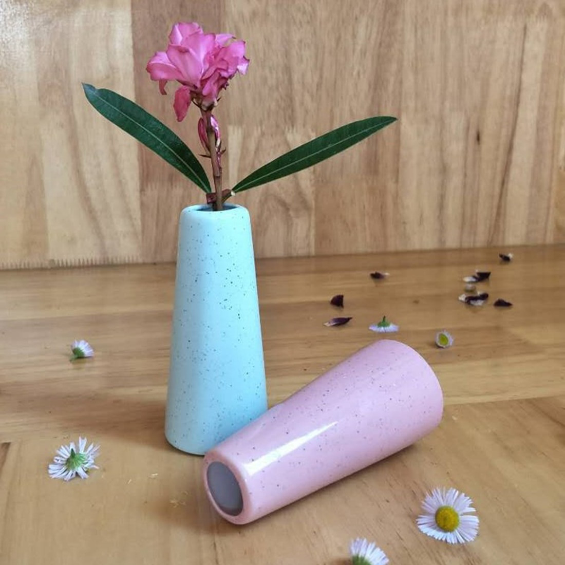 11 Trendy Mini Vases Bulk Decorative Vase Ideas with proportions 1100 X 1100