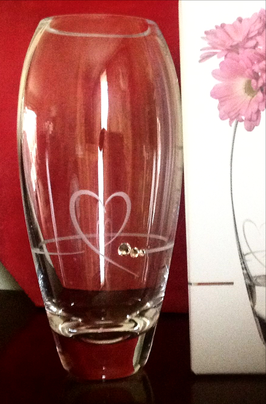 18cm Dianante Petit Bud Vase With Heart Cutting Incudes Engraving regarding sizing 882 X 1340