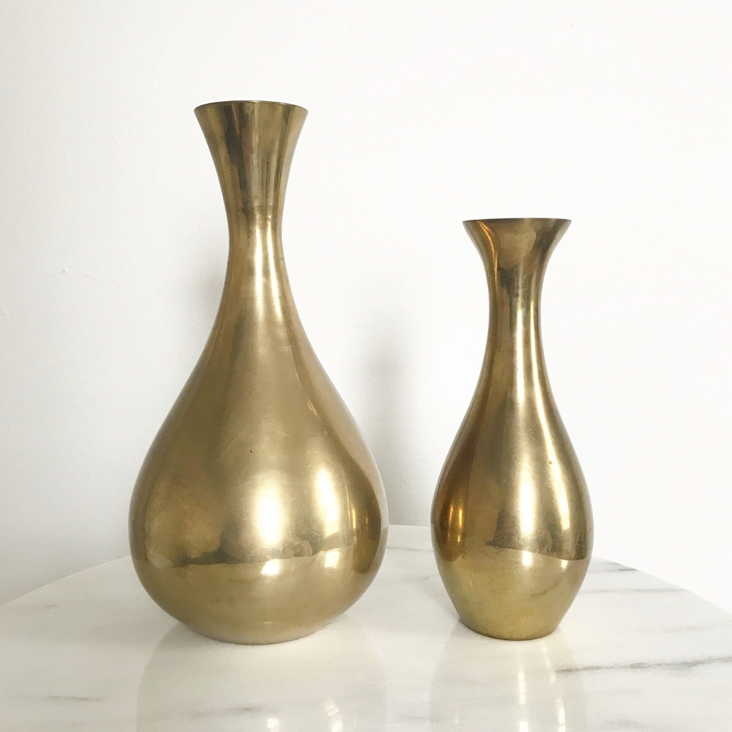 2 Vintage Smooth Brass Bud Vases Bud Vases Vase Antique throughout measurements 3000 X 3000