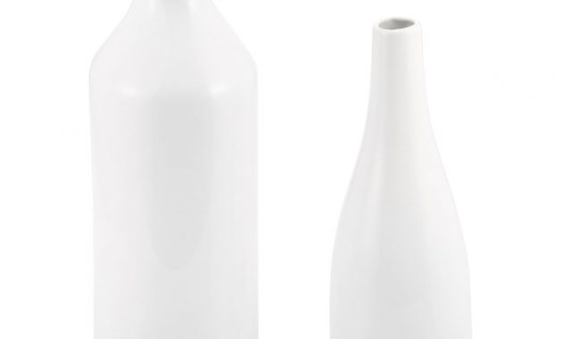 2 White Vases Kmart White Vases Clear Glass Vases inside proportions 1200 X 1200