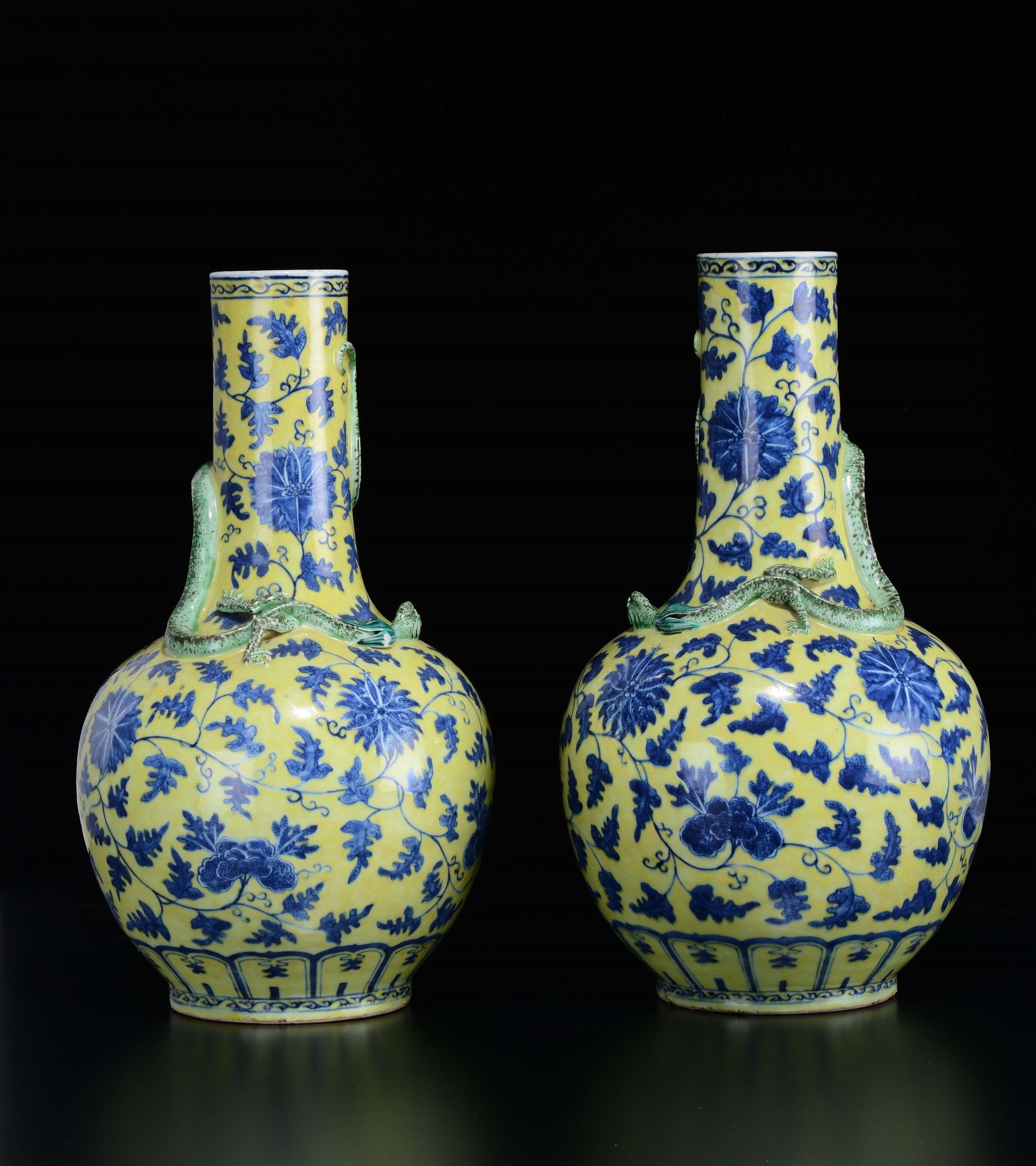 A Pair Of Yellow Ground Vase With Blue Flowers And Small regarding measurements 2132 X 2400