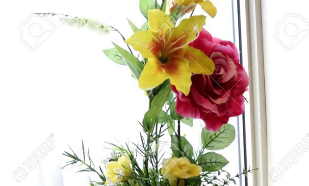 Beautiful Flower Vase In A Window throughout sizing 887 X 1300