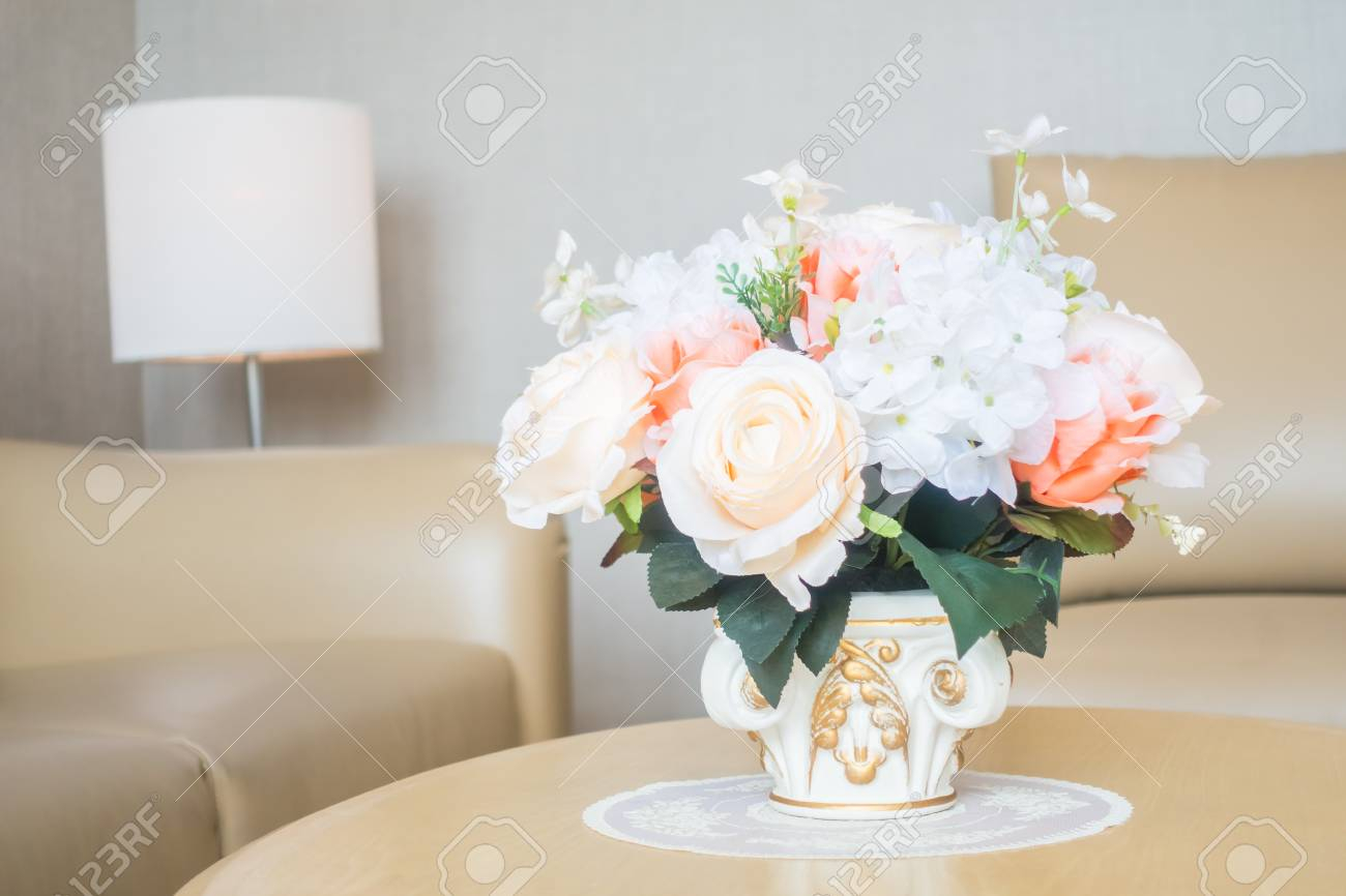 Beautiful Flower Vase On Table Decoration In Living Room Area for proportions 1300 X 866