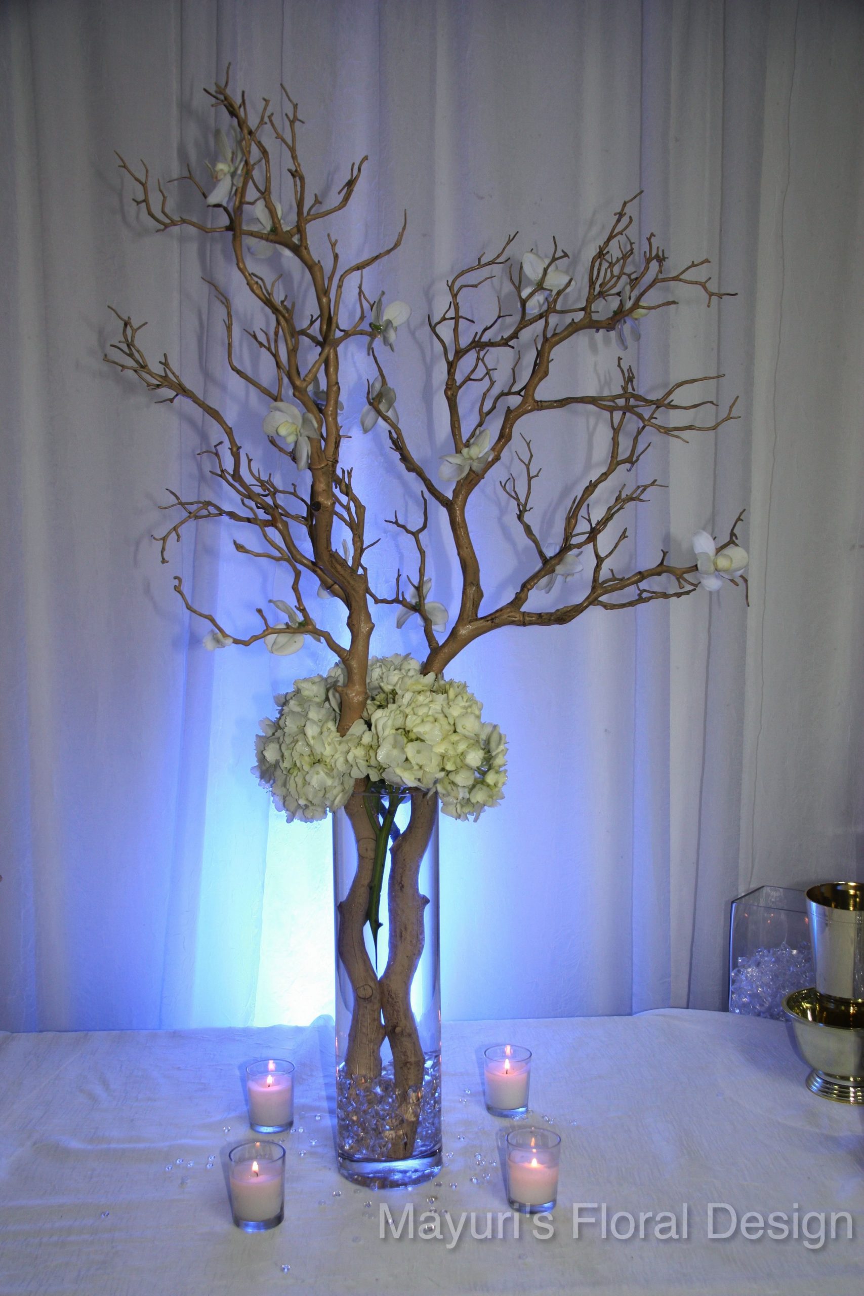 Centerpieces In 2020 Tall Wedding Centerpieces in measurements 2848 X 4272