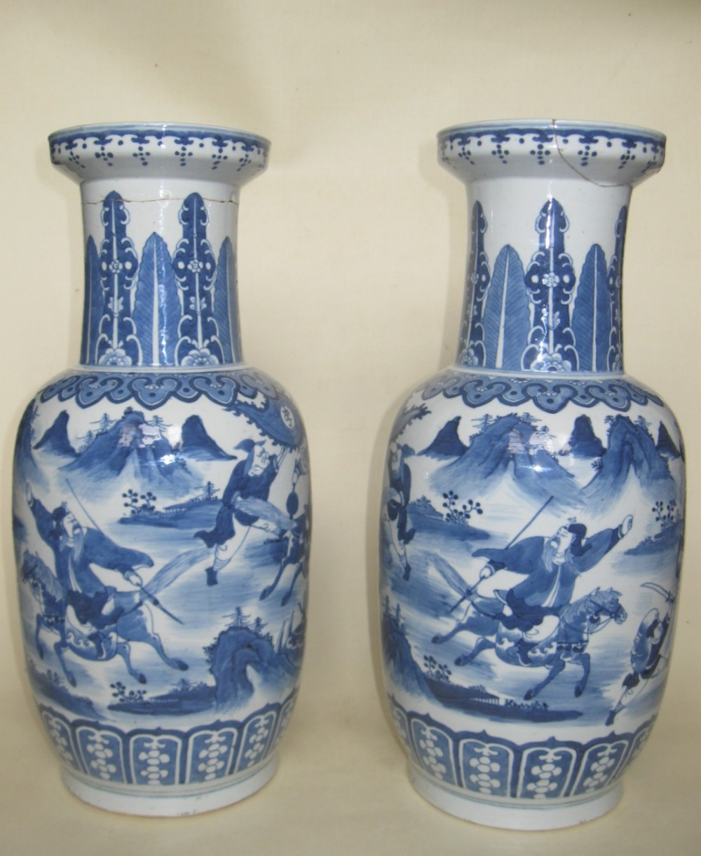 Chinese Qing Dynasty Pair Of Large Blue White Rouleau inside sizing 1000 X 1222