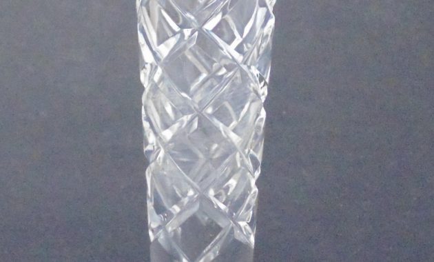 Crystal Vase with dimensions 778 X 1665