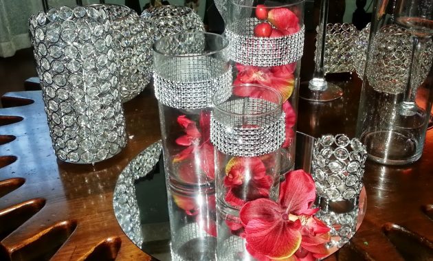 Cylindrical Glass Floating Candle Vase With Bling Rental within sizing 1552 X 1171