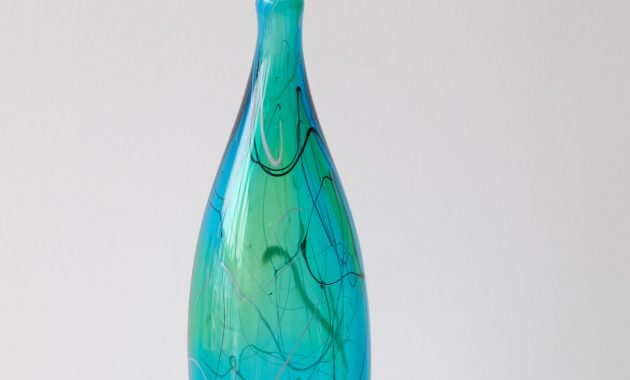 Elipse Vase Tall Blue Green The Whitehouse Gallery inside measurements 1333 X 2000