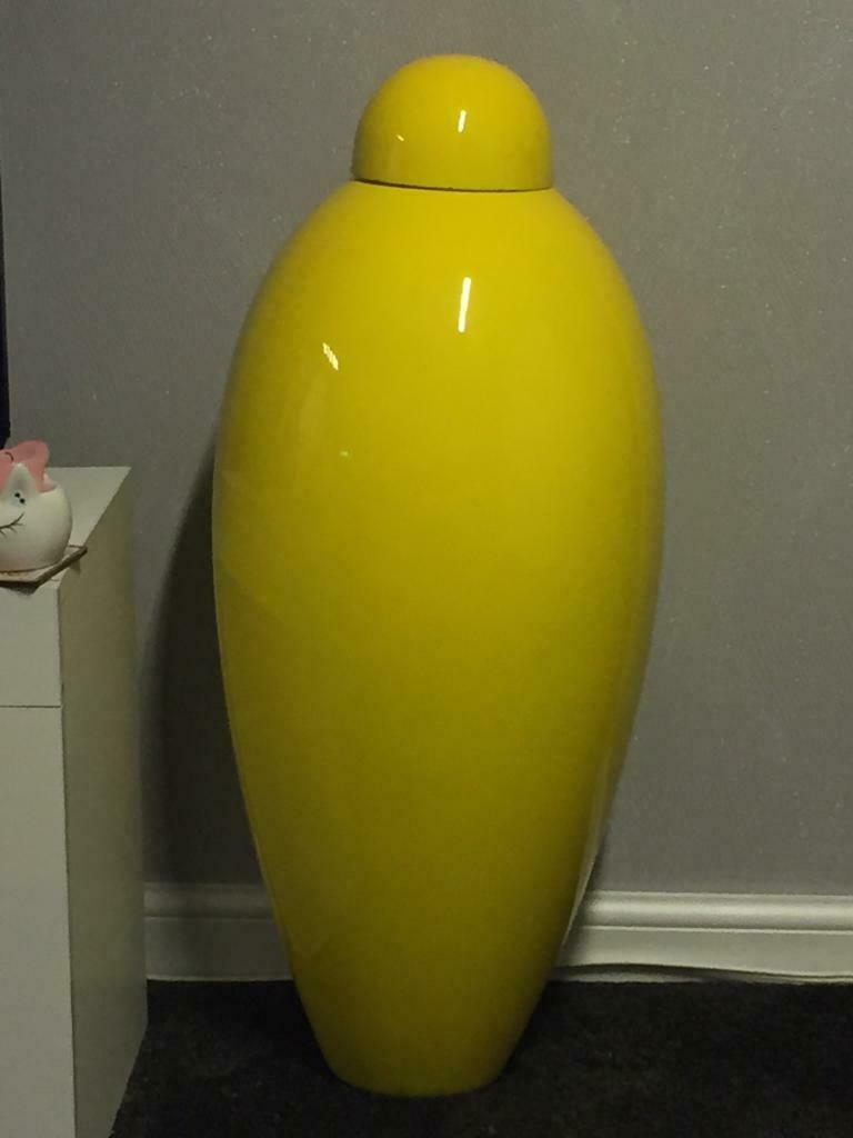 Extra Large Vase In Livingston West Lothian Gumtree within proportions 768 X 1024