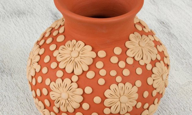 Handcrafted Ceramic Vase With Floral Design From Mexico Joy Of The Earth within dimensions 2000 X 2000