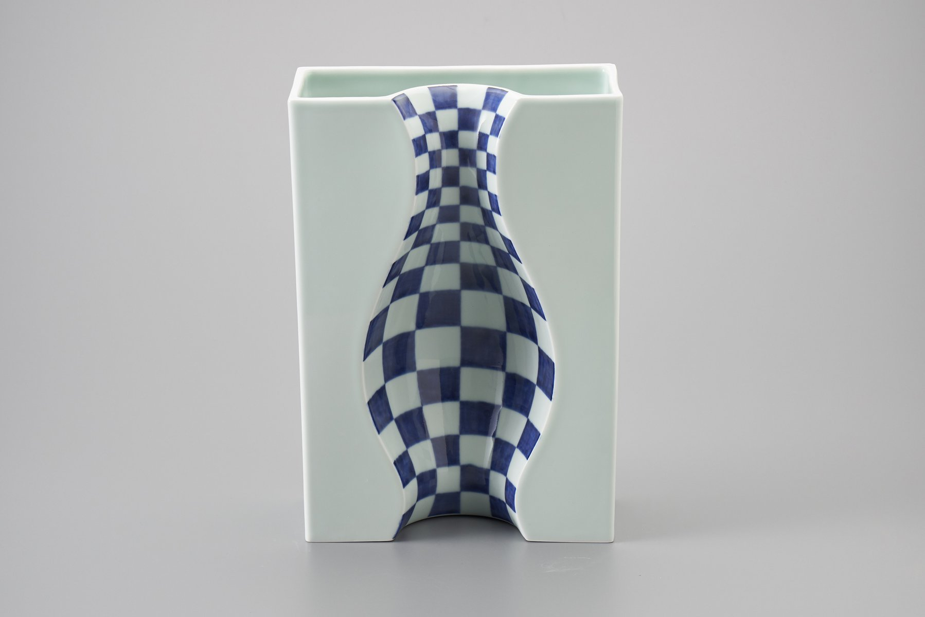 Large Blue Illusion Vase In Arita Porcelain Designlibero For Hands On Design within sizing 1798 X 1200