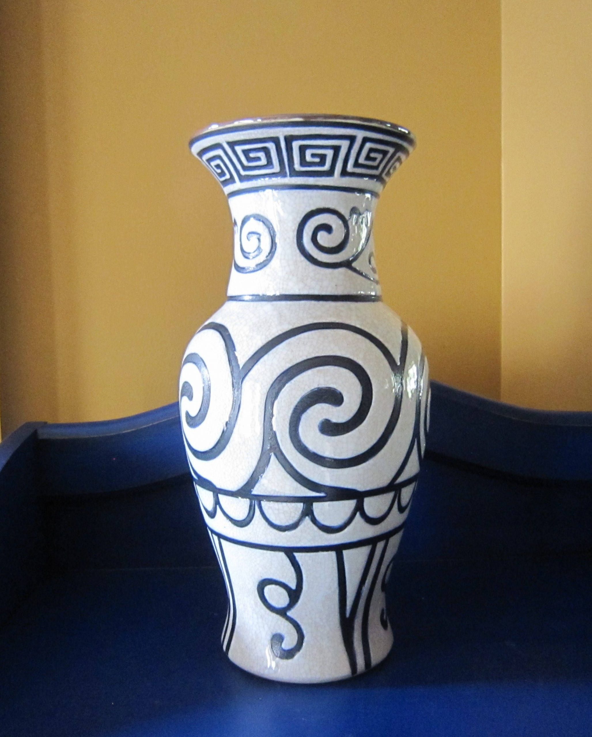 Large Blue White Porcelain Vase 135 Tall Vintage Flower regarding dimensions 2223 X 2769