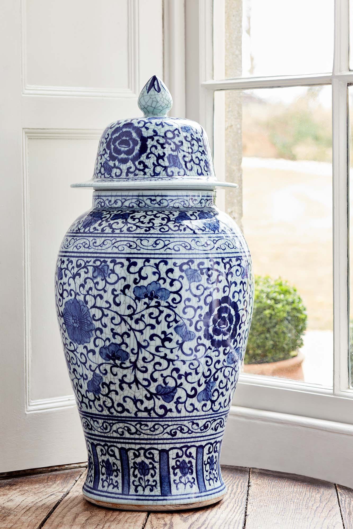 Lin Bu Extra Large Ginger Jar In 2020 Ginger Jars Blue with measurements 1333 X 2000