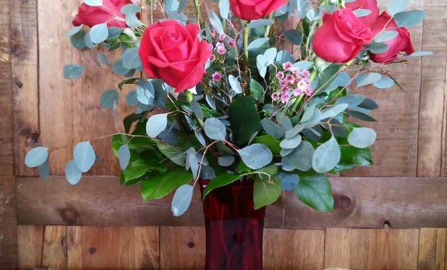 One Dozen Red Roses In Red Vase In Las Vegas Nv Windmill Floral Expressions in size 1607 X 1913