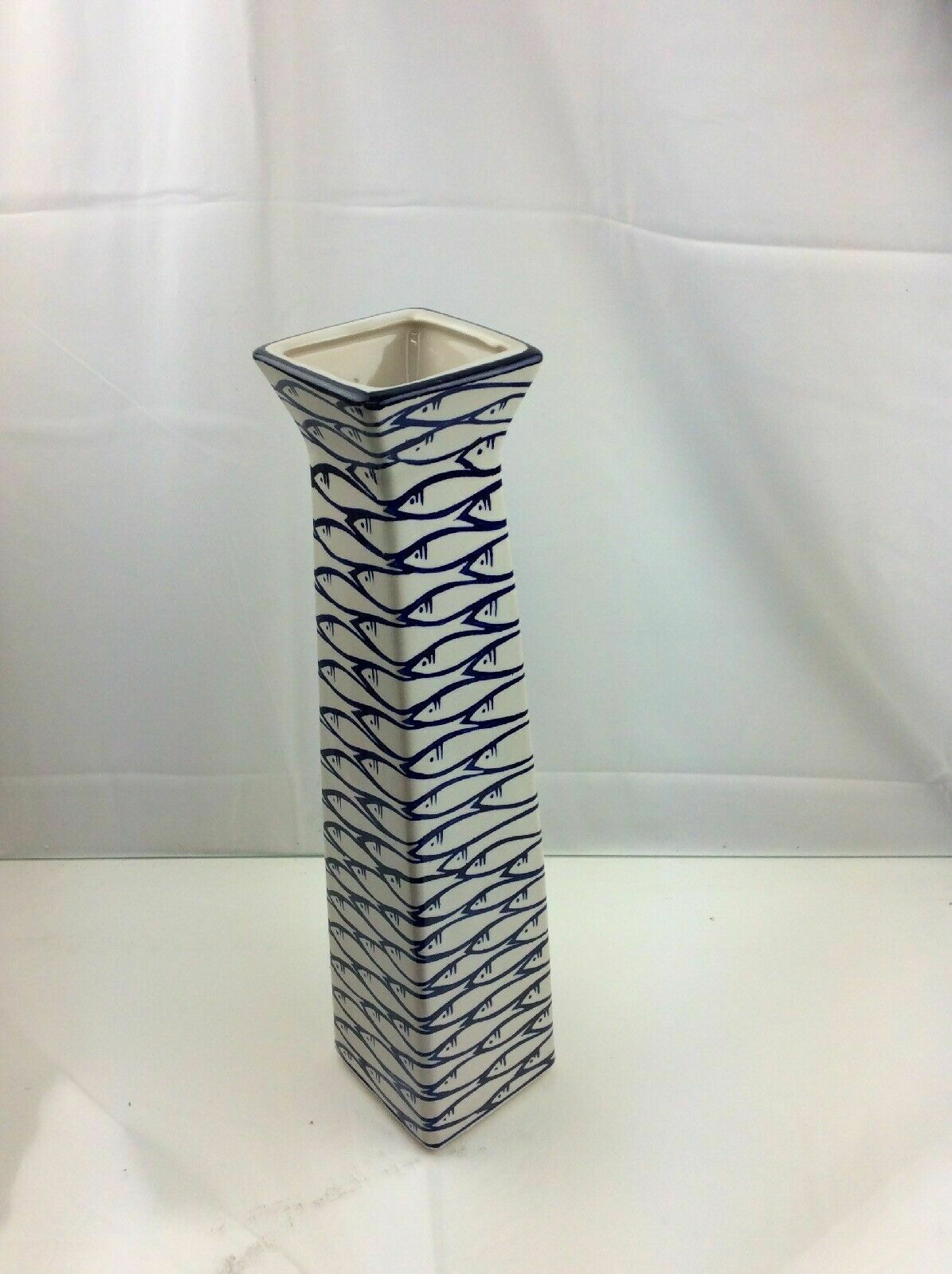 Porcelain Table Flower Vase Square Fish Blue And White Nautical Kare Design intended for proportions 1195 X 1599