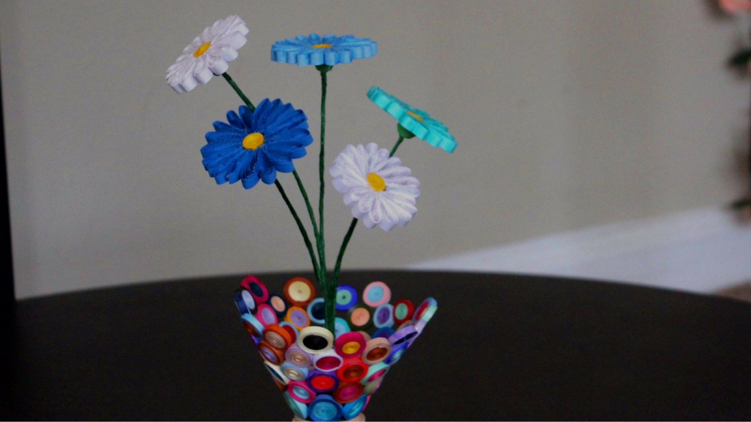 Quilling Flower Vase Classy Craftsy with measurements 2560 X 1440