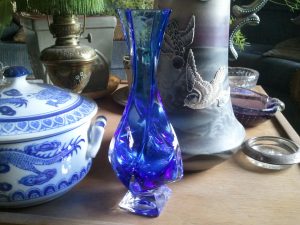 Royal Gallery Italy Square Swirled 24 Crystal Vase Cobalt pertaining to sizing 1500 X 1125