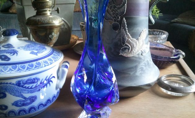 Royal Gallery Italy Square Swirled 24 Crystal Vase Cobalt pertaining to sizing 1500 X 1125